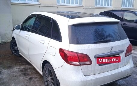 Mercedes-Benz B-Класс, 2015 год, 1 390 000 рублей, 5 фотография