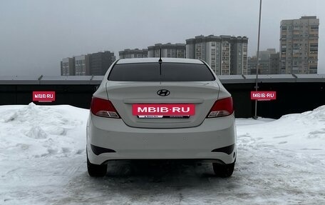 Hyundai Solaris II рестайлинг, 2015 год, 920 000 рублей, 5 фотография