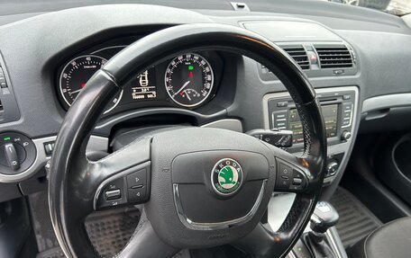 Skoda Octavia, 2011 год, 950 000 рублей, 11 фотография