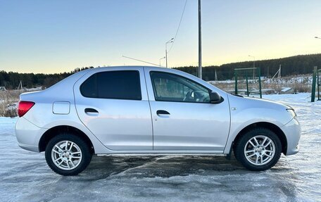 Renault Logan II, 2017 год, 865 000 рублей, 6 фотография