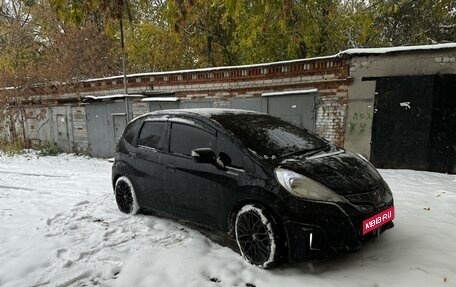 Honda Fit III, 2011 год, 1 200 000 рублей, 1 фотография