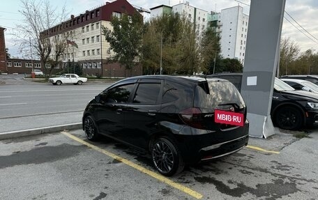 Honda Fit III, 2011 год, 1 200 000 рублей, 2 фотография