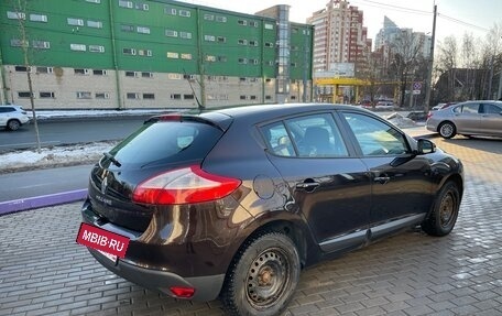 Renault Megane III, 2014 год, 930 000 рублей, 3 фотография