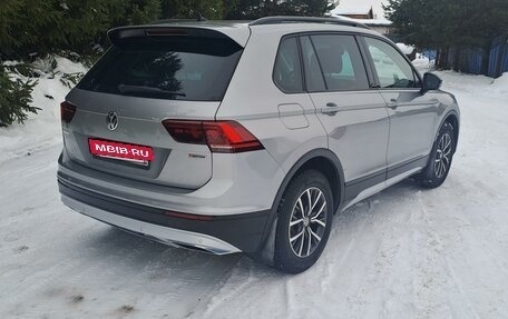 Volkswagen Tiguan II, 2019 год, 2 250 000 рублей, 3 фотография