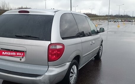 Chrysler Voyager IV, 2002 год, 435 000 рублей, 17 фотография