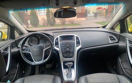 Opel Astra J, 2013 год, 960 000 рублей, 10 фотография