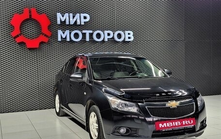 Chevrolet Cruze II, 2010 год, 700 000 рублей, 4 фотография