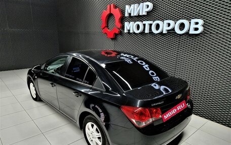 Chevrolet Cruze II, 2010 год, 700 000 рублей, 9 фотография