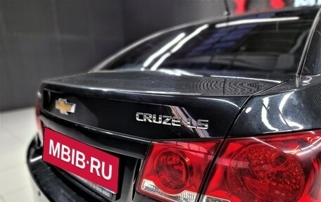 Chevrolet Cruze II, 2010 год, 700 000 рублей, 12 фотография