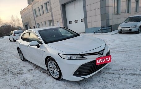 Toyota Camry, 2018 год, 2 399 999 рублей, 10 фотография