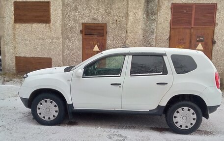 Renault Duster I рестайлинг, 2014 год, 1 300 000 рублей, 4 фотография