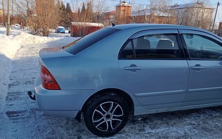 Toyota Corolla, 2004 год, 600 000 рублей, 4 фотография