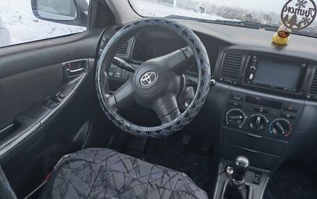 Toyota Corolla, 2004 год, 600 000 рублей, 5 фотография