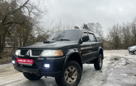 Mitsubishi Pajero Sport II рестайлинг, 2004 год, 800 000 рублей, 2 фотография