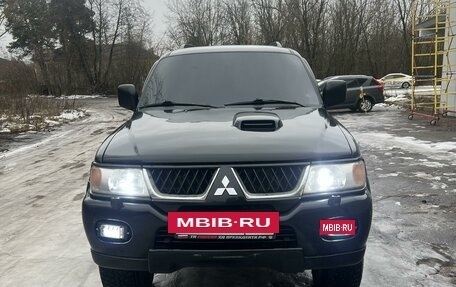 Mitsubishi Pajero Sport II рестайлинг, 2004 год, 800 000 рублей, 10 фотография