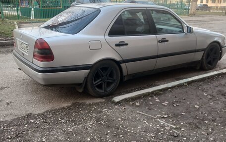 Mercedes-Benz C-Класс, 1995 год, 350 000 рублей, 6 фотография