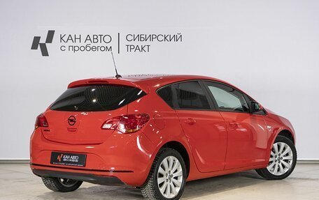 Opel Astra J, 2013 год, 850 000 рублей, 2 фотография