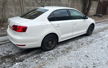 Volkswagen Jetta VI, 2014 год, 1 300 000 рублей, 4 фотография