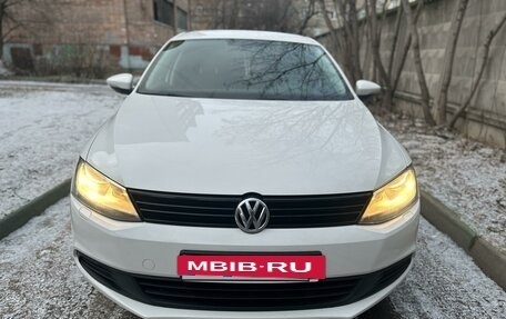 Volkswagen Jetta VI, 2014 год, 1 300 000 рублей, 6 фотография