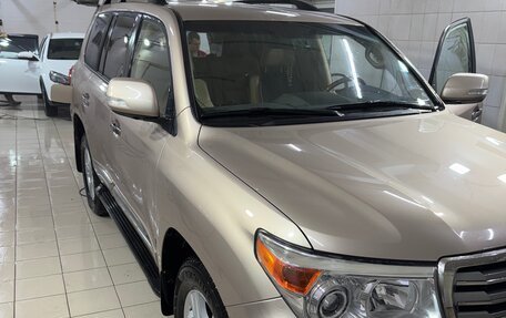 Toyota Land Cruiser 200, 2012 год, 5 500 000 рублей, 2 фотография