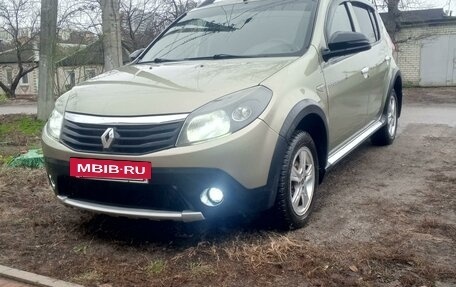 Renault Sandero I, 2012 год, 870 000 рублей, 4 фотография