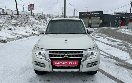 Mitsubishi Pajero IV, 2019 год, 3 999 000 рублей, 2 фотография