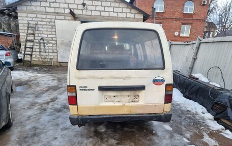 Nissan Urvan III, 1990 год, 120 000 рублей, 6 фотография