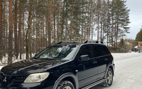 Mitsubishi Outlander III рестайлинг 3, 2004 год, 860 000 рублей, 6 фотография