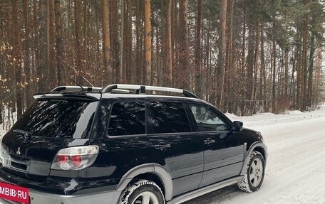 Mitsubishi Outlander III рестайлинг 3, 2004 год, 860 000 рублей, 17 фотография