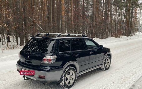 Mitsubishi Outlander III рестайлинг 3, 2004 год, 860 000 рублей, 18 фотография