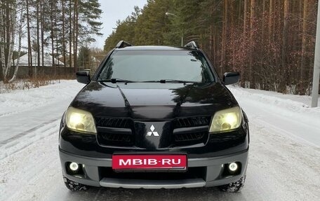 Mitsubishi Outlander III рестайлинг 3, 2004 год, 860 000 рублей, 34 фотография