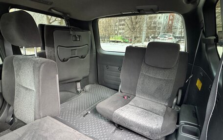 Toyota Land Cruiser Prado 120 рестайлинг, 2006 год, 1 890 000 рублей, 16 фотография