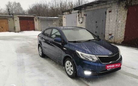 KIA Rio III рестайлинг, 2016 год, 965 000 рублей, 2 фотография