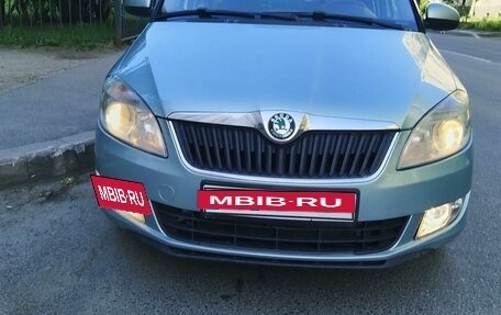 Skoda Fabia II, 2011 год, 509 000 рублей, 2 фотография