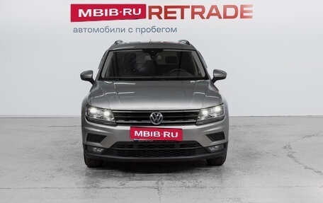 Volkswagen Tiguan II, 2020 год, 2 565 000 рублей, 2 фотография