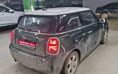 MINI Hatch, 2018 год, 2 097 000 рублей, 3 фотография