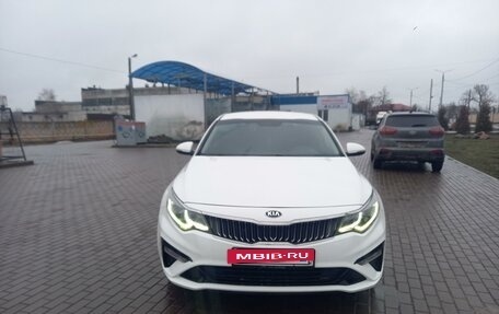 KIA Optima IV, 2019 год, 2 000 000 рублей, 3 фотография