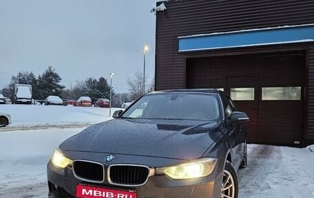 BMW 3 серия, 2013 год, 1 580 000 рублей, 1 фотография