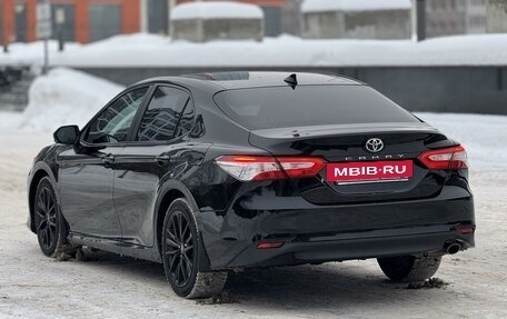 Toyota Camry, 2021 год, 3 099 000 рублей, 4 фотография