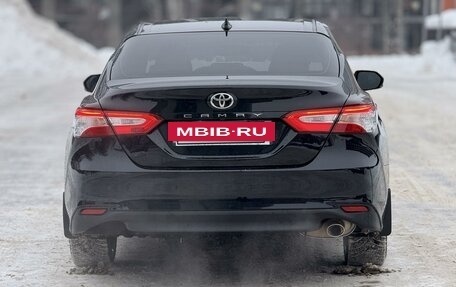 Toyota Camry, 2021 год, 3 099 000 рублей, 5 фотография