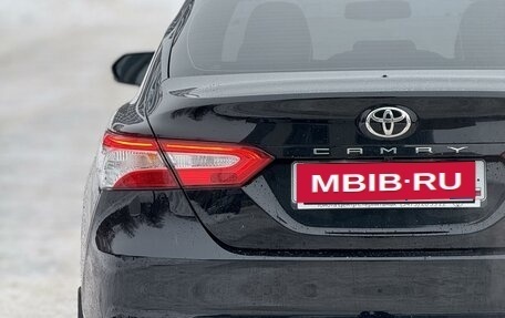 Toyota Camry, 2021 год, 3 099 000 рублей, 9 фотография