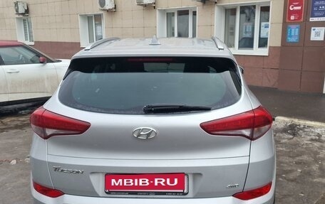 Hyundai Tucson III, 2015 год, 2 000 000 рублей, 6 фотография