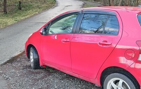 Toyota Vitz, 2010 год, 800 000 рублей, 3 фотография