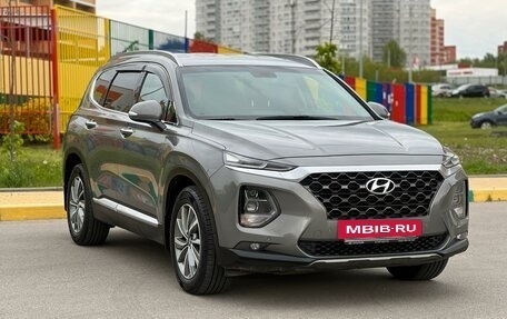 Hyundai Santa Fe IV, 2018 год, 3 120 000 рублей, 3 фотография