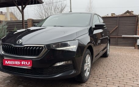 Skoda Rapid II, 2020 год, 1 749 000 рублей, 2 фотография