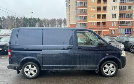 Volkswagen Transporter T5 рестайлинг, 2013 год, 2 500 000 рублей, 4 фотография