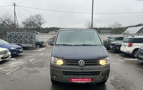 Volkswagen Transporter T5 рестайлинг, 2013 год, 2 500 000 рублей, 3 фотография