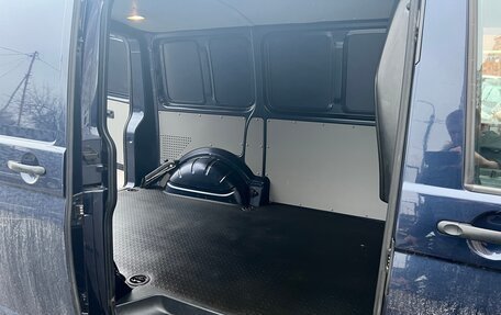 Volkswagen Transporter T5 рестайлинг, 2013 год, 2 500 000 рублей, 16 фотография