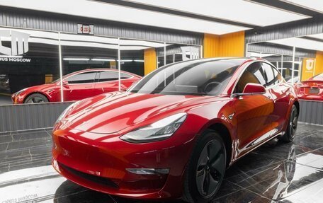 Tesla Model 3 I, 2018 год, 2 550 000 рублей, 1 фотография