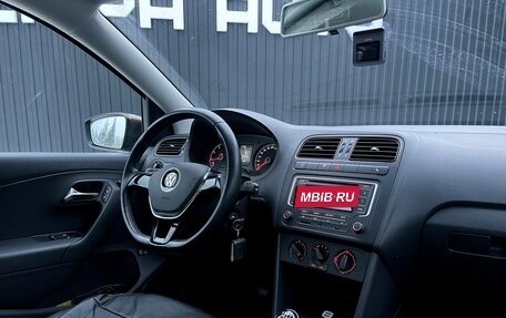 Volkswagen Polo VI (EU Market), 2015 год, 1 099 000 рублей, 15 фотография